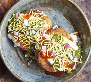 Aloo Tikki (double) Chaat