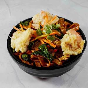 Prawns Malaysian Flat Wheat Noodles