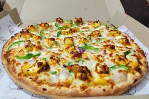 Paneer Pizza Paneer Topping With Mozzerella Cheese [R]