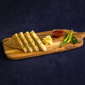 Cheese Chilly Grill Sandwich*