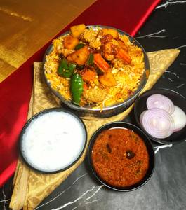 Veg Biryani 600Gm   serves 1-2