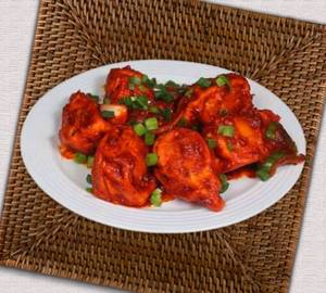 Chicken Tikka Chilly Momo (8 Pcs)