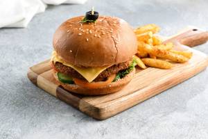 CRISPY CHICKEN BURGER