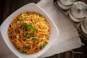 Chicken Schezwan Noodles
