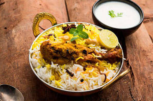 Chicken Biryani With Raita