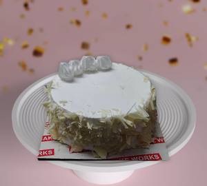 White Forest Cake 1/2kg Eggless