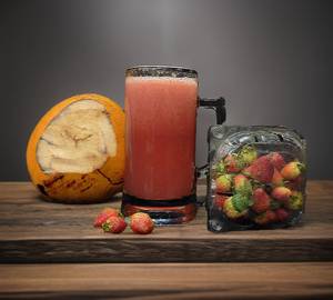 Tender Coconut Strawberry Juice (750Ml)
