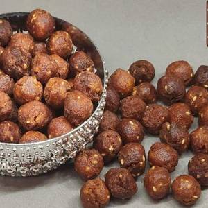 Vella Jaggery Cheeda (200 Gms)
