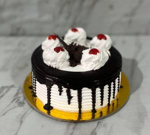 Black Forest Cake[500 Grams]