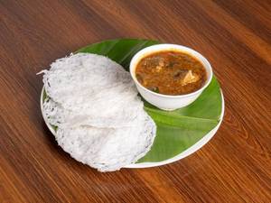 Noolputtu(3) With Chicken Curry