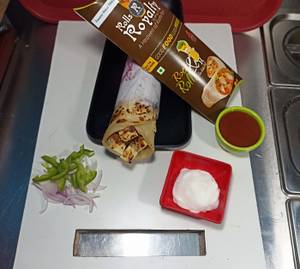 Paneer malai tikka roll