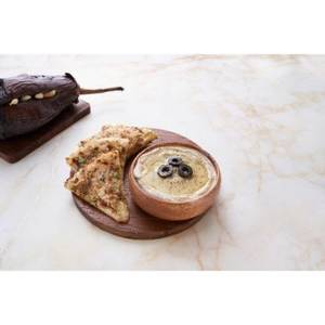 Moutabbal with Choice of Bread
