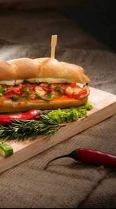 Paneer Tikka Sub Sandwich