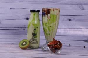 Kiwi Dates Shake