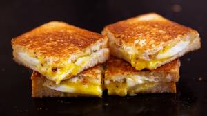 Mayo Egg Grilled Sandwich