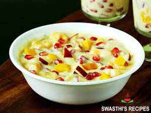 Custard fruit bowl