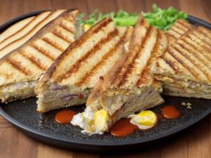 Grilled Paneer Sandwich