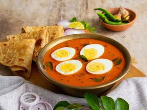 Egg Curry With 3 Chapati / Paratha