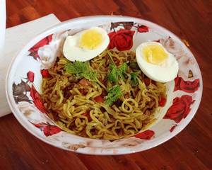 Egg maggi