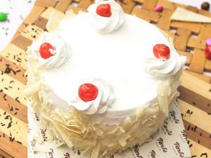 White Forest Cake (500 Gms)