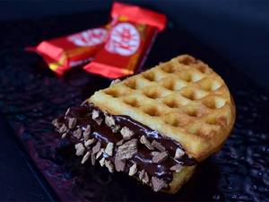 Kitkat Waffle