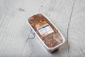 Kitkat Dry Cake