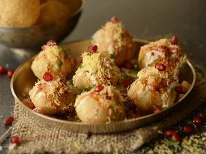 Dahi Batata Puri