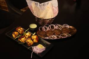 Veg Kebab Platter (serves 2-3)