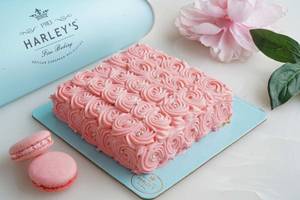 French Vanilla Strawberry Rose CROCANTE Medovik Cake