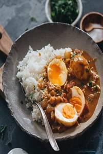Dhaba Egg Curry (2 Eggs 500 Mls.) With Rice