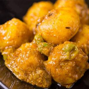 Aloo Dom