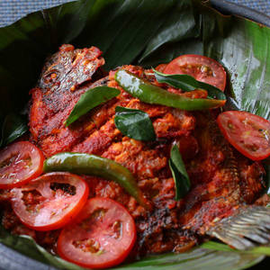 Karimeen Pollichathu
