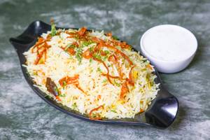 Chicken Dum Biryani Party Packs (Serves 6)