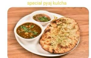 Special Pyaz Kulcha