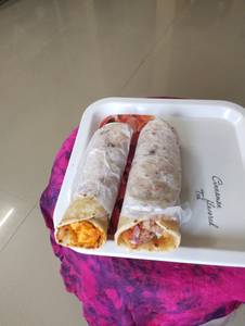 Egg With Chicken Roll