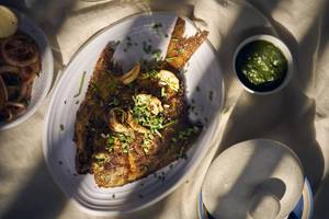 Pomfret Fry - Garlic (1 Pc) [online]