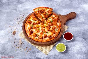 Schezwan Chicken Pizza