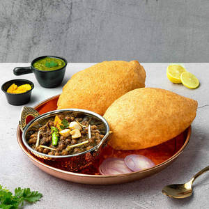 Plain Chole Bhature