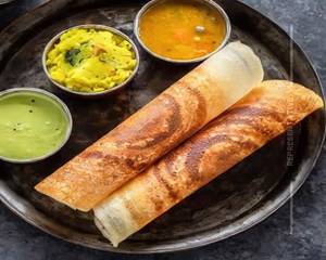 Rava Onion Paneer Dosa 