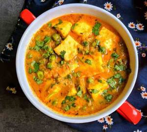 Matar Paneer                                                       