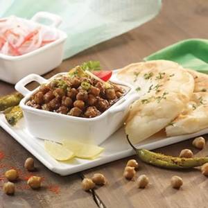 Punjabi Channa Kulcha