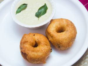 Medhu vadai [2 pieces]