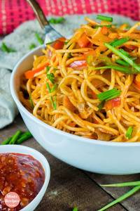 Veg Schezwan Chowmein