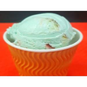 Bubble Gum Ice Cream Cup