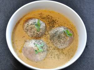 Gushtaba (per plate 04 pcs)