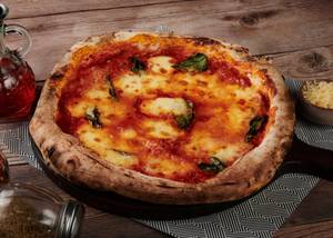Italian Margherita Pizza