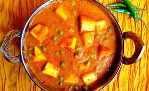 Desi ghee mutter paneer