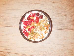 Strawberry Mix Nuts Mix Seeds Smoothie Bowl
