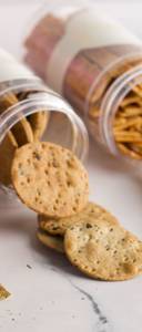 Olive and thyme crackers
