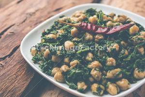 Chole Palak